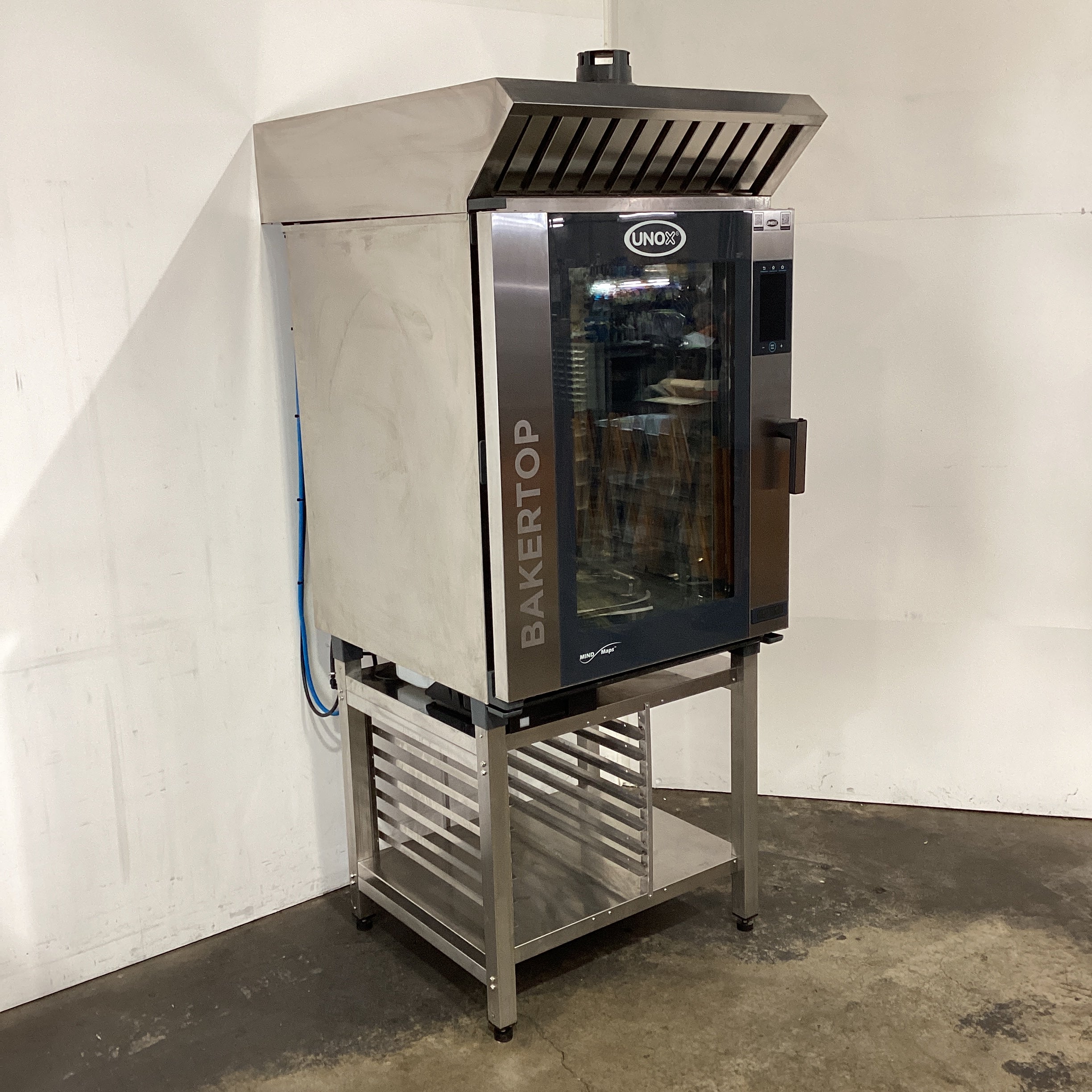 Unox XEBC-10EU-EPRM Combi Oven & Exhaust Canopy