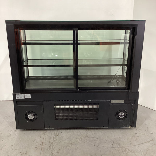 Airex AXR.FDFSSQ.15 Freestanding Refrigerated Square Food Display
