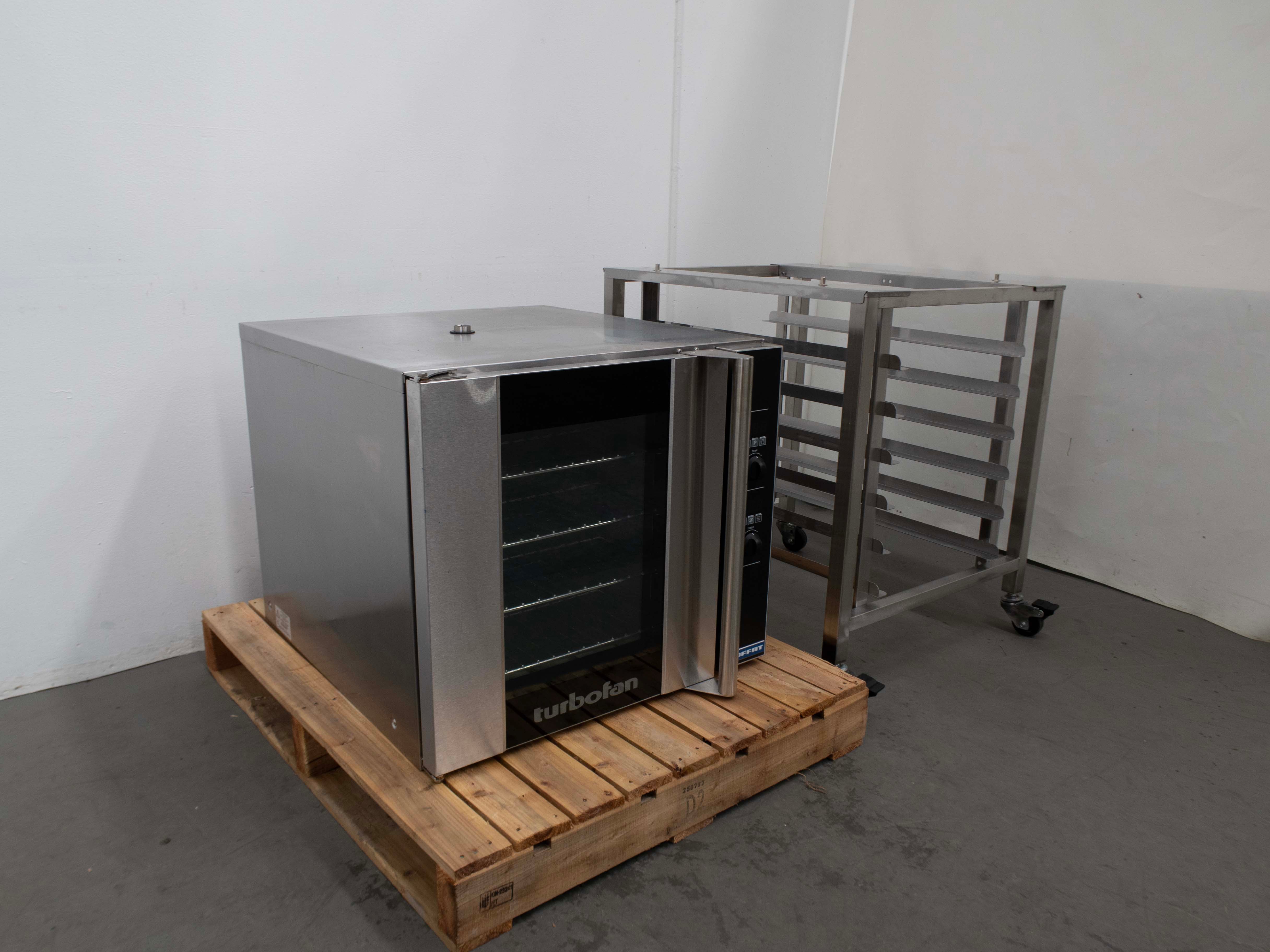 Turbofan E32D4 Convection Oven + Stand