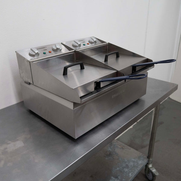 Roband FR25 Countertop Split Pan Fryer