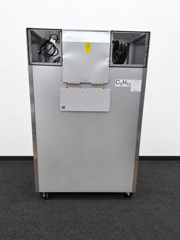 Atosa YBF9219GR Upright Freezer