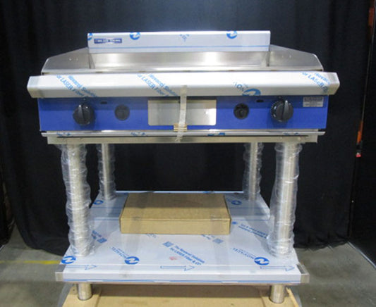 Blue Seal Evolution GP516-LS Griddle + Stand