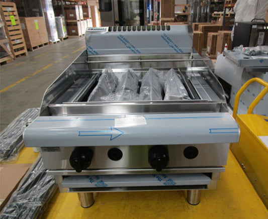 Waldorf AUCH8600G-L-L 800 Series CH8600G-LS 600mm Gas Chargrill with Stand