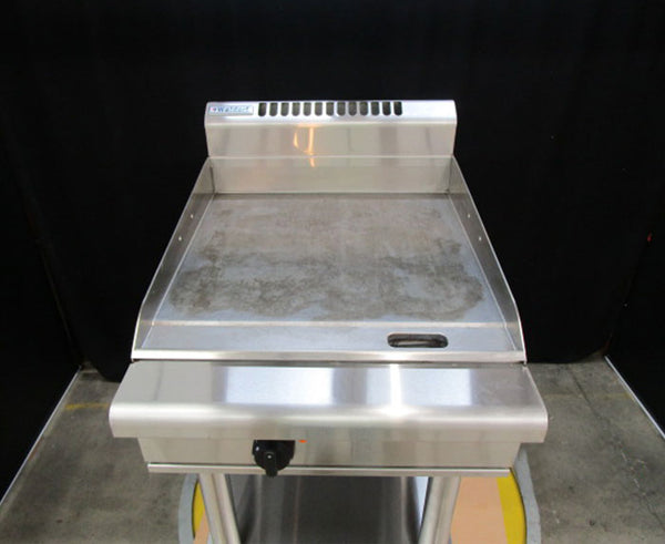 Waldorf 800 Series GP8600E-LS 600mm Electric Griddle with Stand