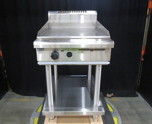 Waldorf GP8600G-L-N Gas Griddle + Stand