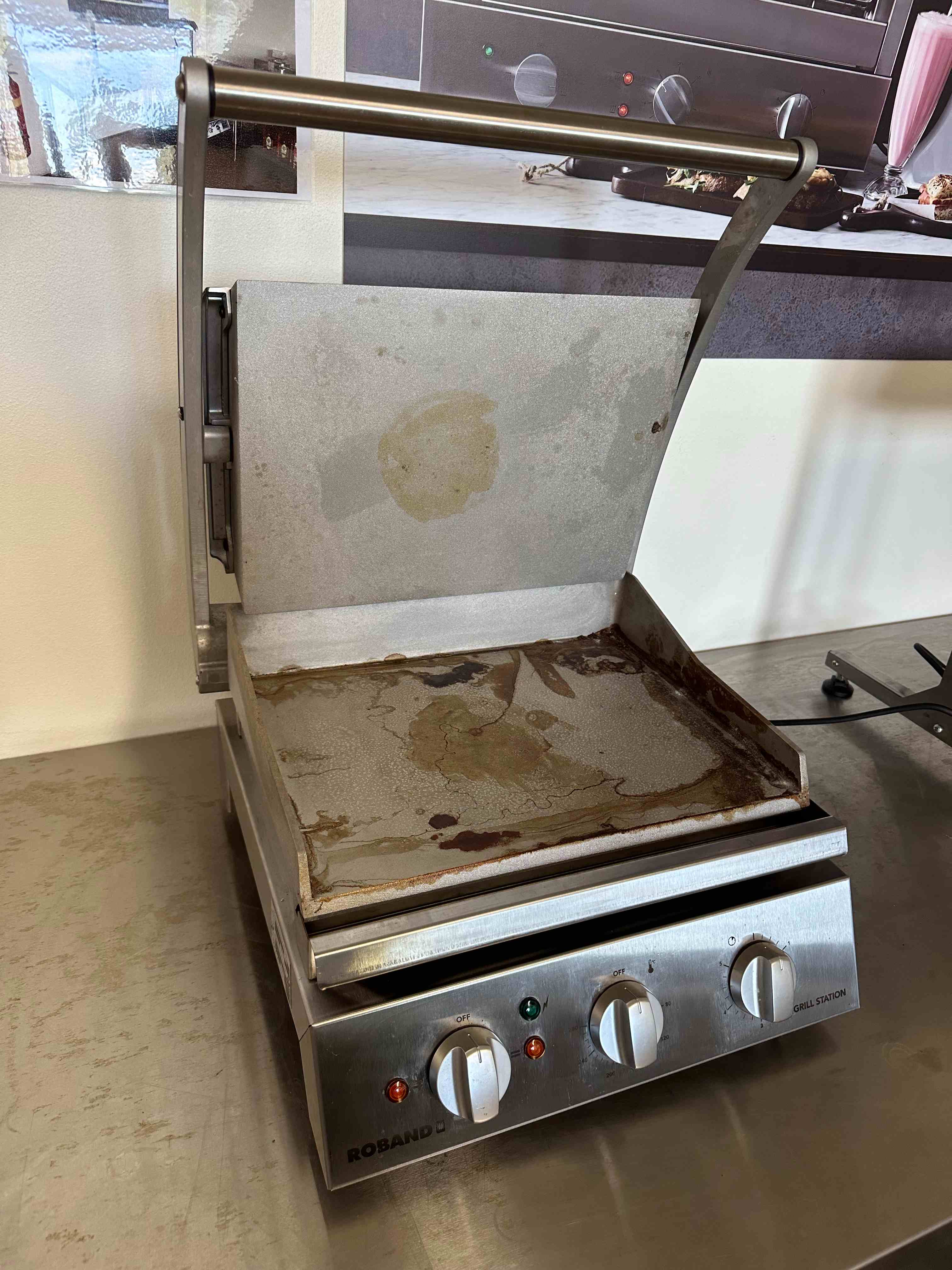 Roband GSA610S Grill Station