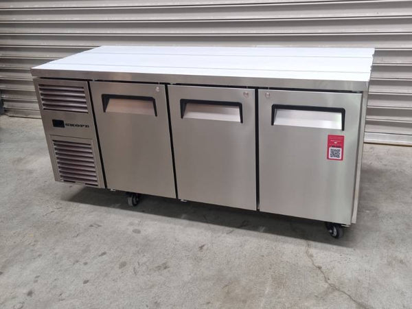 Skope RF7.UBR.3.SD Undercounter Fridge