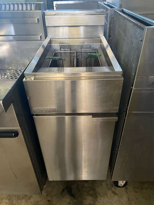 Waldorf FN8120G Deep Fryer