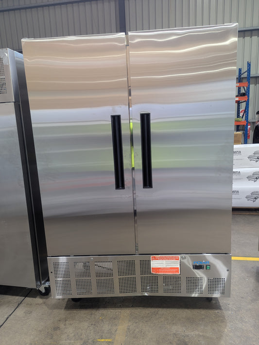 Polar GD879-A G-Series 2 Solid Door Slimline Fridge