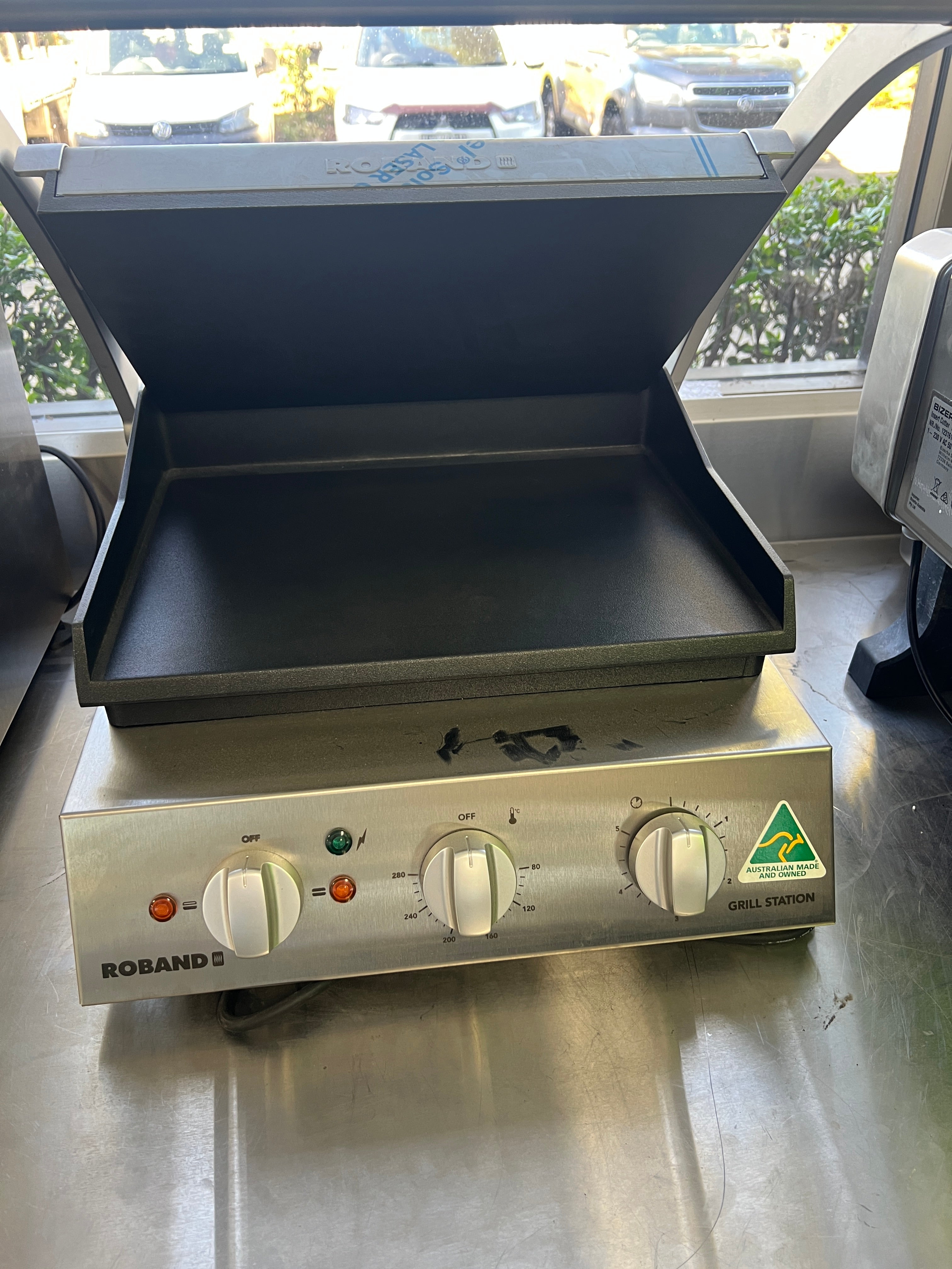 Roband GSA610ST Grill Station