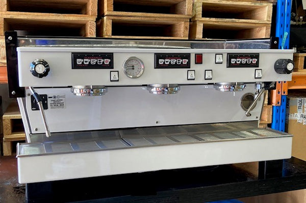 La Marzocco Linea Classic 3 Group Coffee Machine