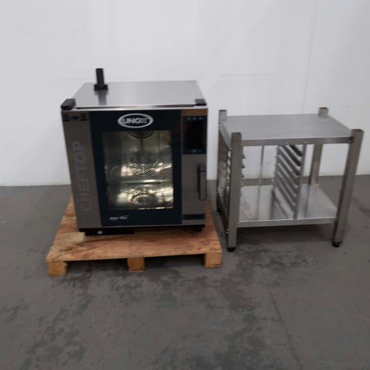 Unox XEVC-0711-EPRM Combi Oven + Stand