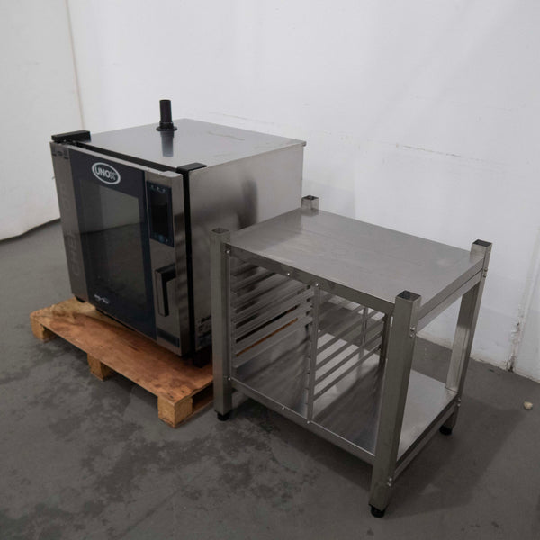 Unox XEVC-0711-EPRM Combi Oven + Stand