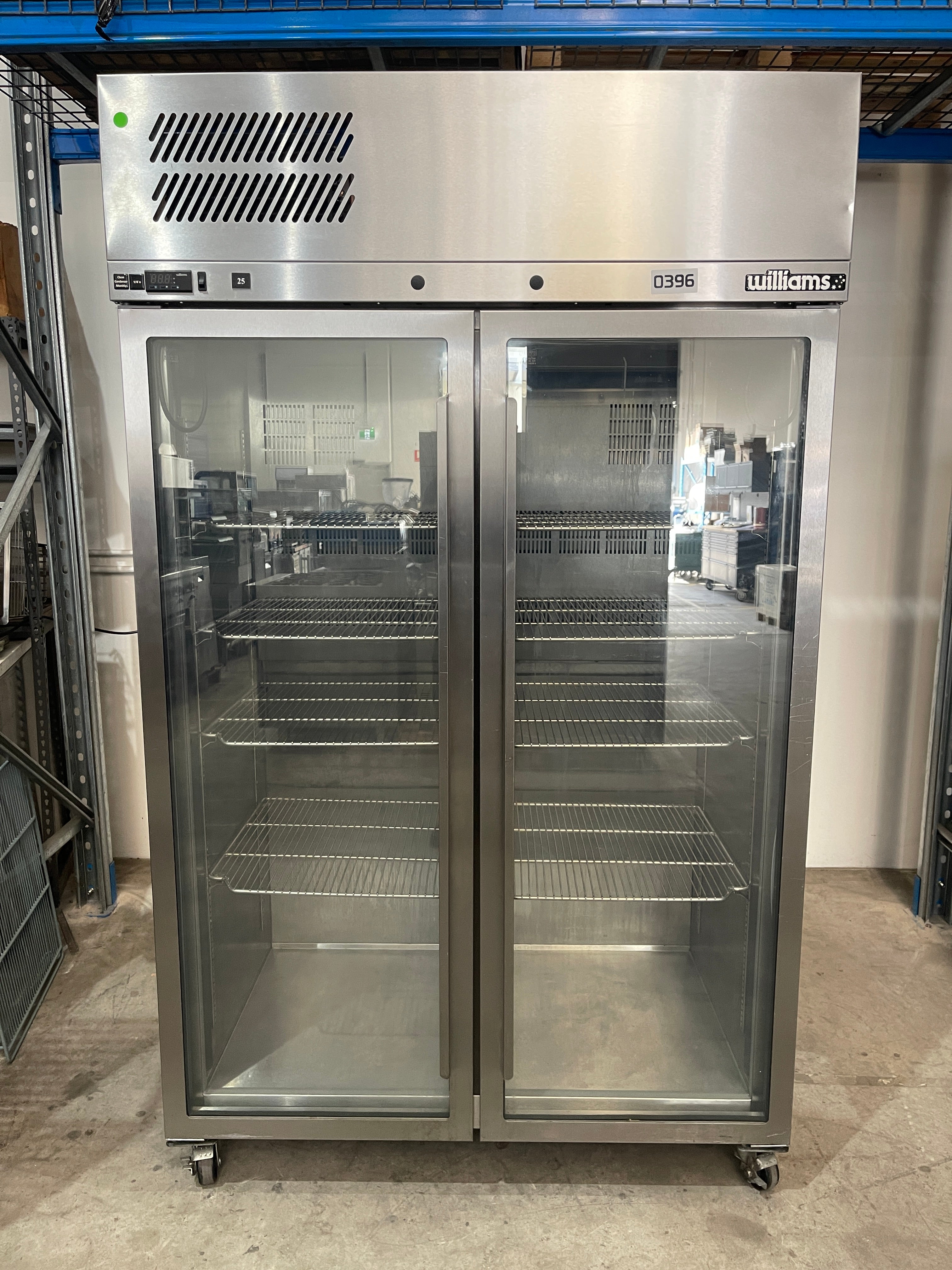 Williams HPS2GDSS-0H0 2 Door Upright Fridge