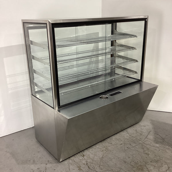 Festive BA15 Ambient Display Cabinet