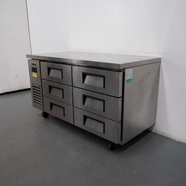 Skipio SUR15-3D-6 Undercounter Bench Fridge Draws