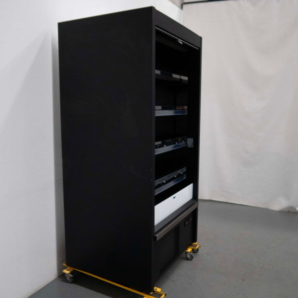 Hussmann H1TMS-10-1ISCB0U IS/BLK OS Deli Reach In