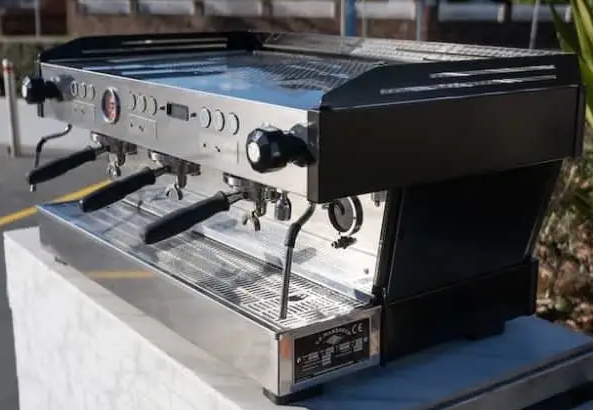 La Marzocco Linea PB 3 Group Coffee Machine