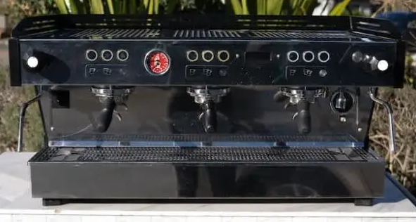 La Marzocco Linea PB 3 Group Coffee Machine