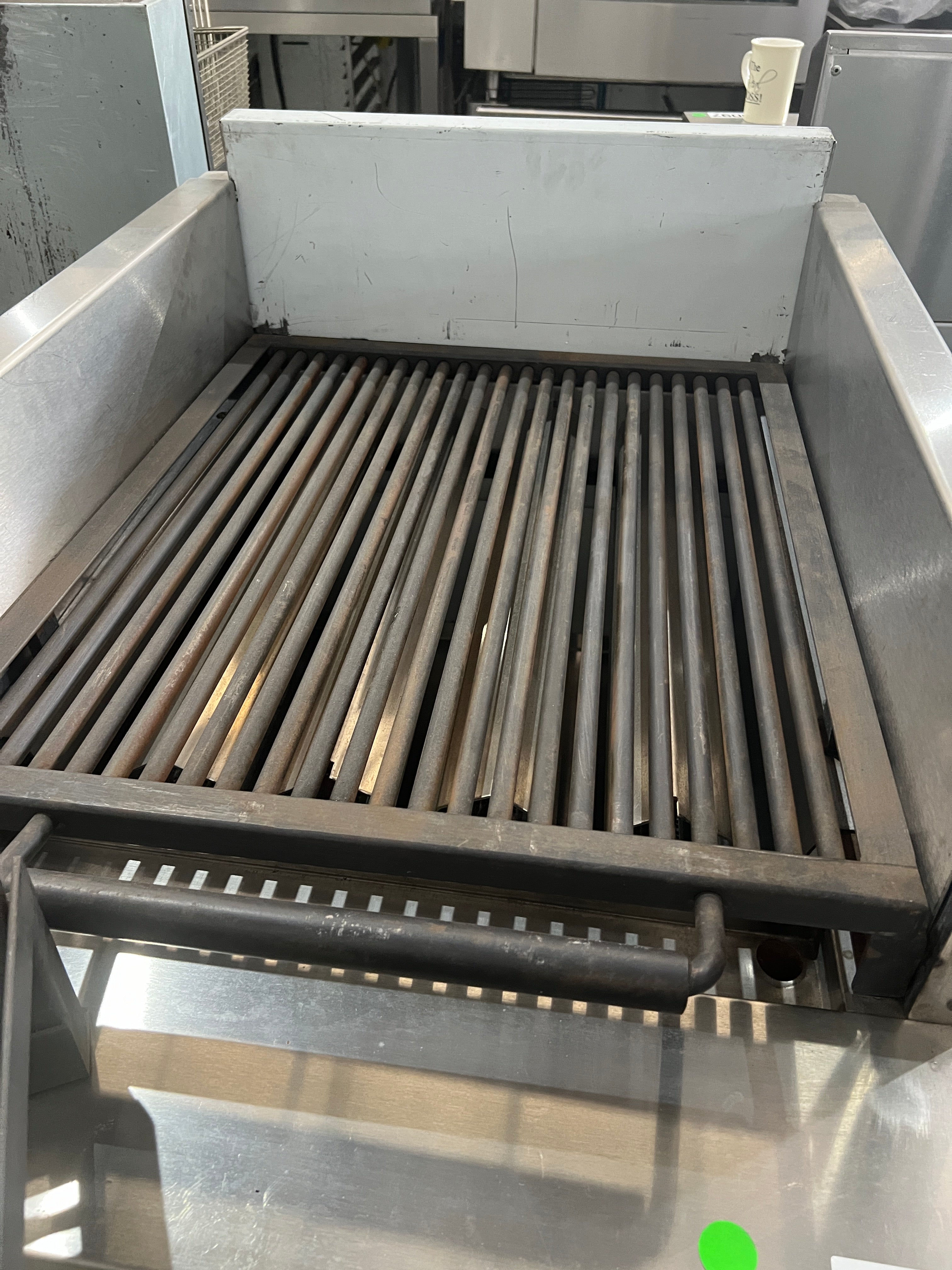 Thumbnail - Magikitch'n FM-RMB-624 600mm Radiant Char Broiler