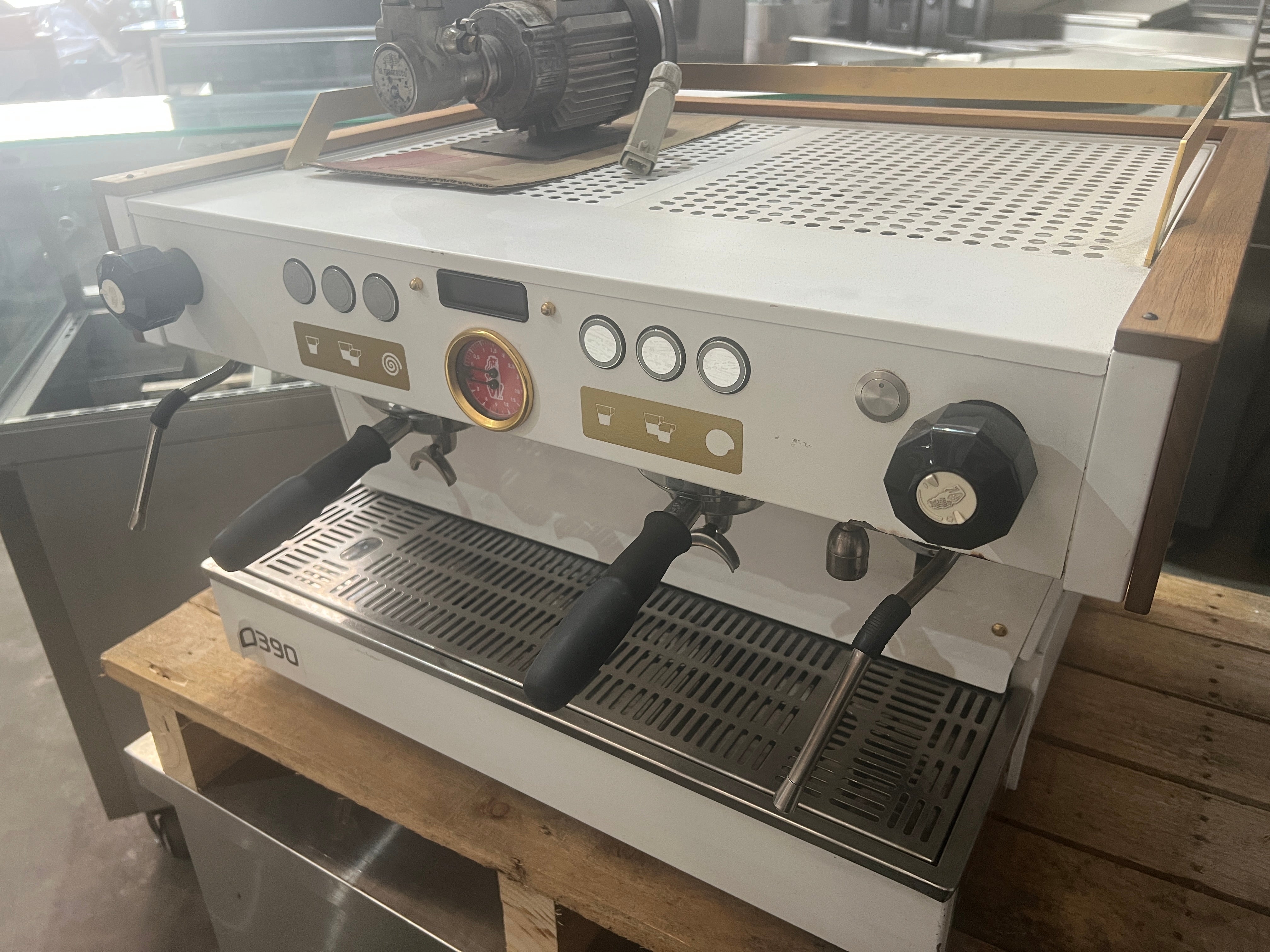 La Marzocco Linea PB 2 Group Coffee Machine