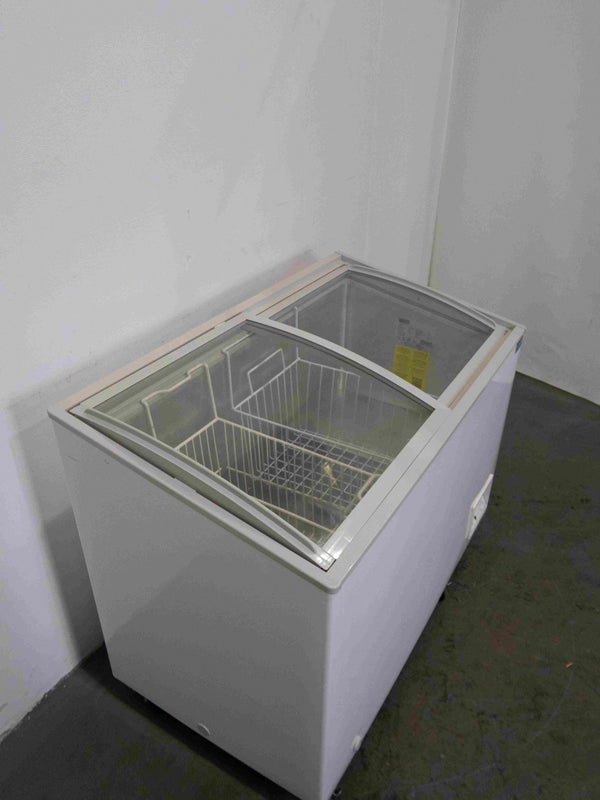 Polar CM434-A - Chest Freezer (4)