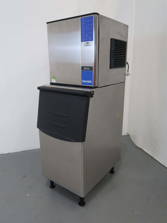 Icematic M132 AX H LARGE  Ice Machine (2)