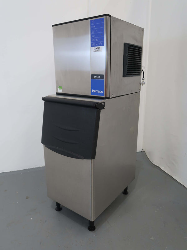Icematic M132 AX H LARGE  Ice Machine (2)