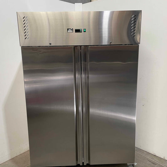 AG Equipment GN1200BTV - Upright Freezer (2)