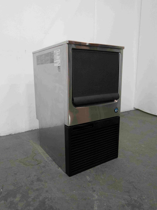 Hoshizaki KM-40B - Ice Machine (2)